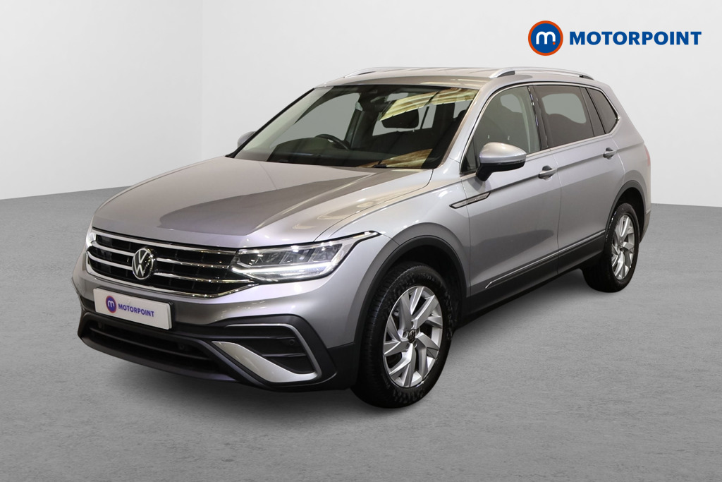 Volkswagen Tiguan Allspace Life Automatic Diesel SUV - Stock Number (1617402) - Passenger side front corner
