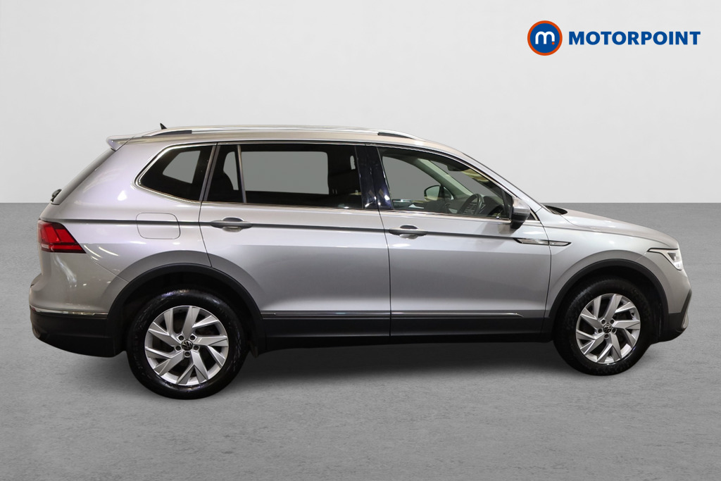 Volkswagen Tiguan Allspace Life Automatic Diesel SUV - Stock Number (1617402) - Drivers side