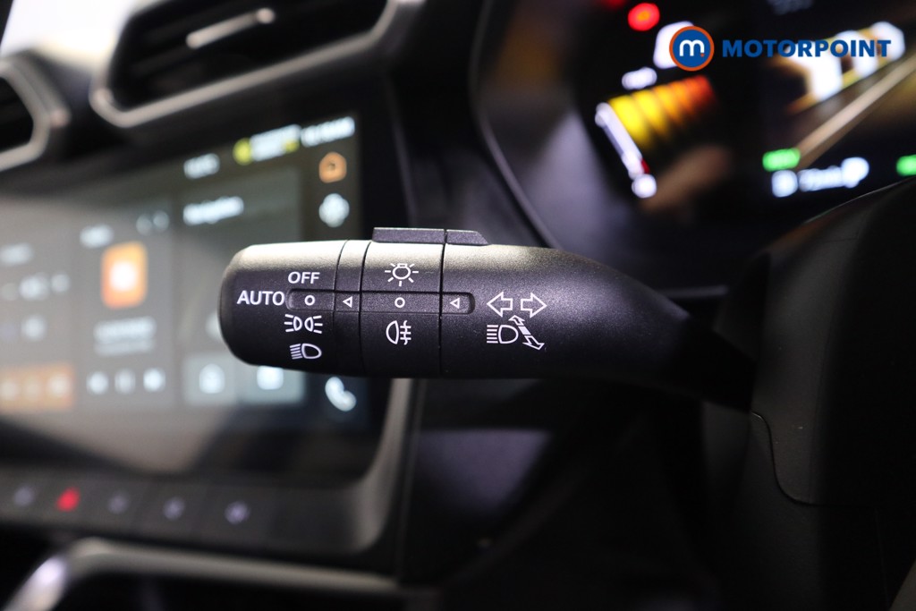 Mg Motor Uk ZS Trophy Automatic Petrol-Electric Hybrid SUV - Stock Number (1617670) - 12th supplementary image