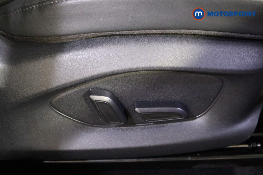 Mg Motor Uk ZS Trophy Automatic Petrol-Electric Hybrid SUV - Stock Number (1617670) - 16th supplementary image