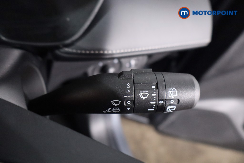 Mg Motor Uk ZS Trophy Automatic Petrol-Electric Hybrid SUV - Stock Number (1617812) - 15th supplementary image