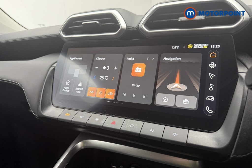 Mg Motor Uk ZS Trophy Automatic Petrol-Electric Hybrid SUV - Stock Number (1617874) - 10th supplementary image