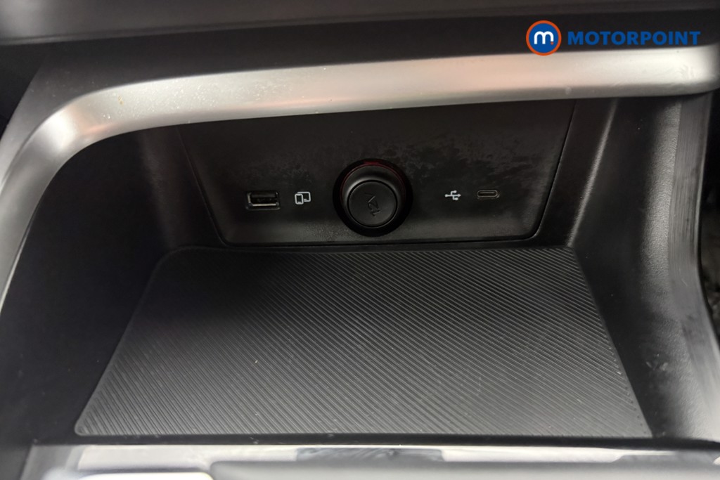 Mg Motor Uk ZS Trophy Automatic Petrol-Electric Hybrid SUV - Stock Number (1617874) - 15th supplementary image