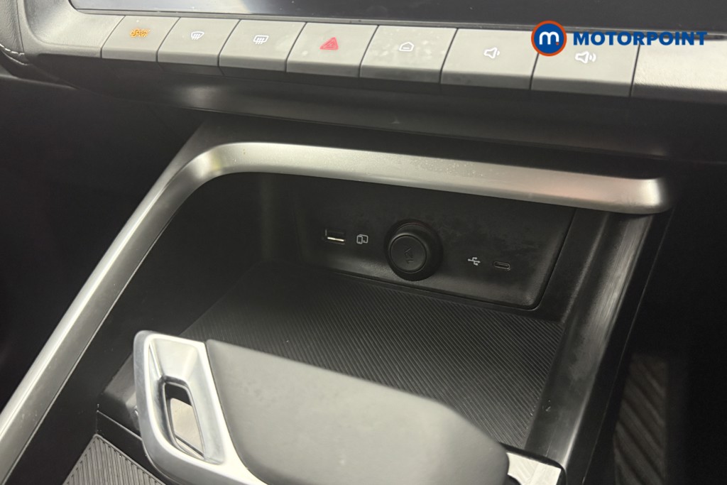 Mg Motor Uk ZS Trophy Automatic Petrol-Electric Hybrid SUV - Stock Number (1617874) - 16th supplementary image