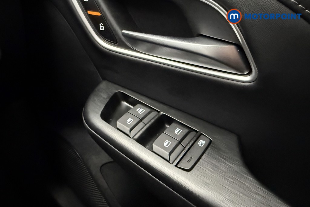 Mg Motor Uk ZS Trophy Automatic Petrol-Electric Hybrid SUV - Stock Number (1617874) - 18th supplementary image