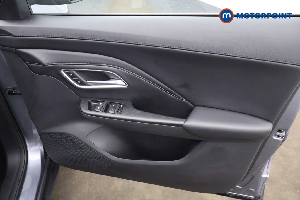 Mg Motor Uk ZS Trophy Automatic Petrol-Electric Hybrid SUV - Stock Number (1618054) - 10th supplementary image