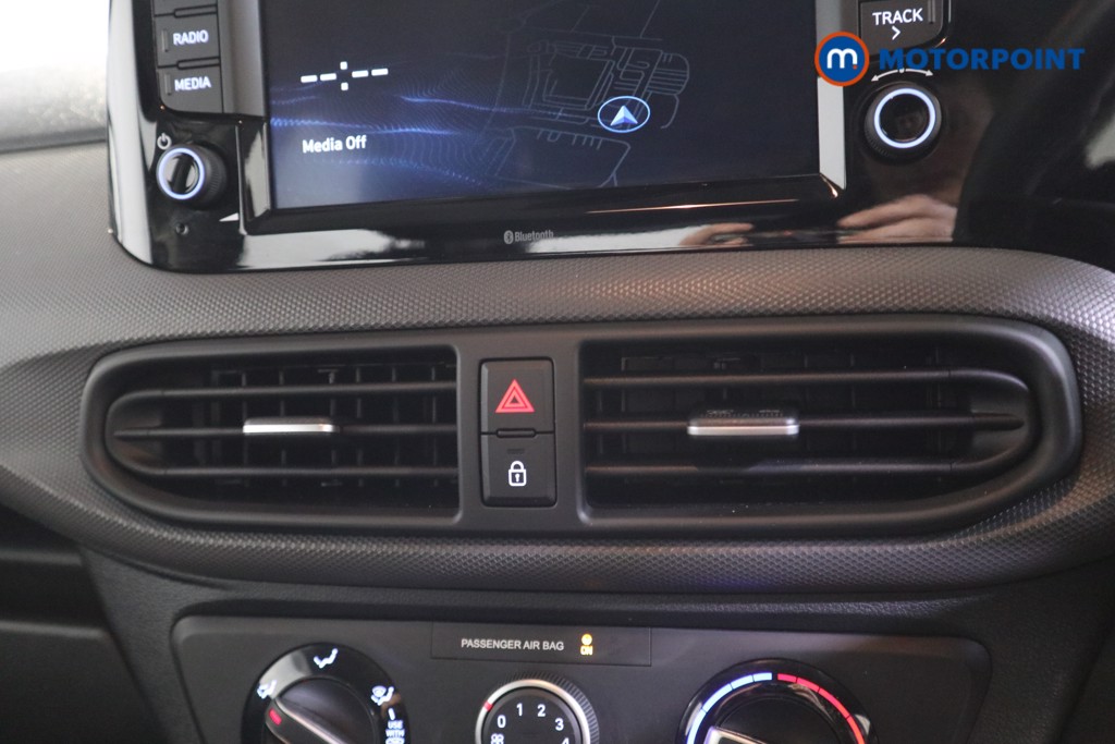 Hyundai I10 Advance Automatic Petrol Hatchback - Stock Number (1618131) - 7th supplementary image