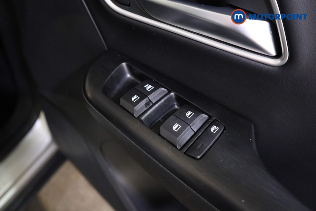 Mg Motor Uk ZS Trophy Automatic Petrol-Electric Hybrid SUV - Stock Number (1618438) - 14th supplementary image