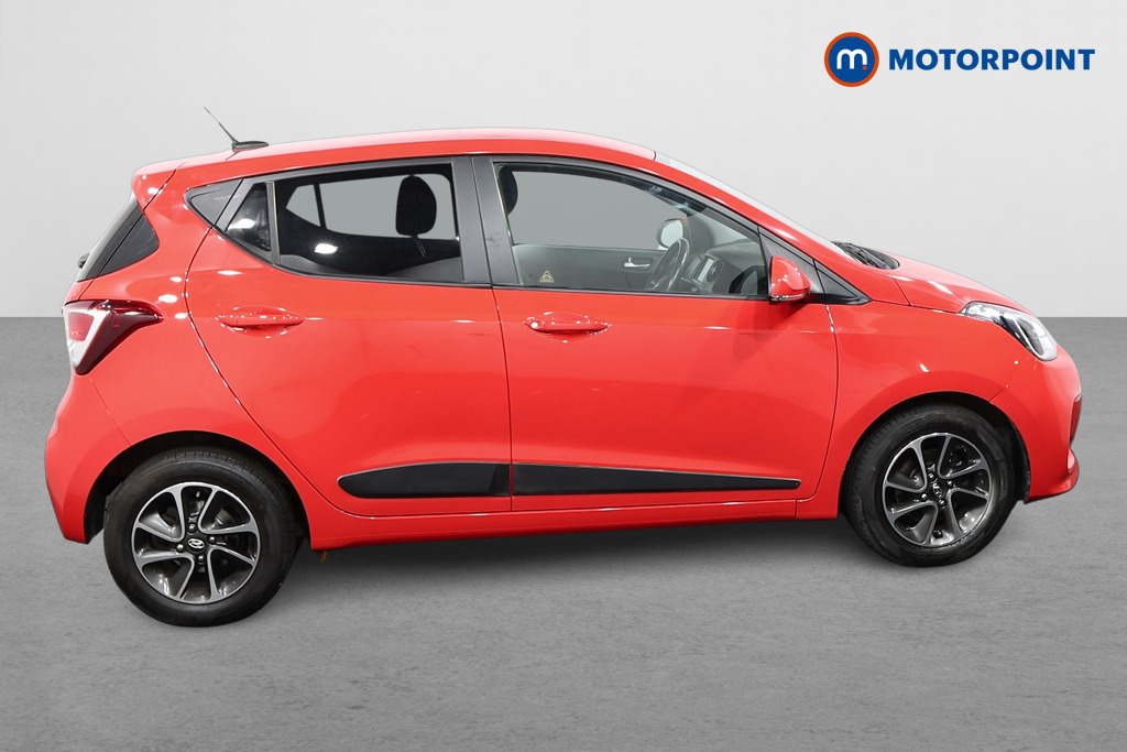 Hyundai I10 Premium Manual Petrol Hatchback - Stock Number (1618538) - Drivers side