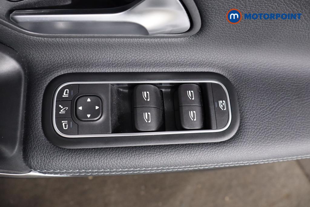 Mercedes-Benz A Class Sport Executive Edition Automatic Petrol Hatchback - Stock Number (1619012) - 14th supplementary image