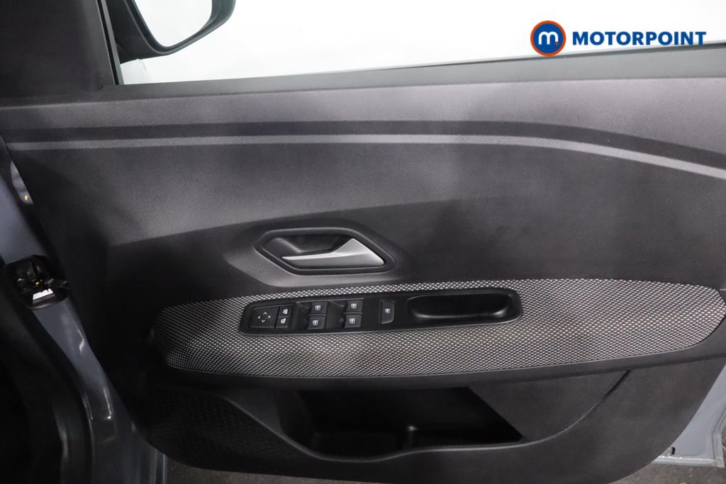 Dacia Sandero Expression Manual Petrol Hatchback - Stock Number (1619028) - 9th supplementary image