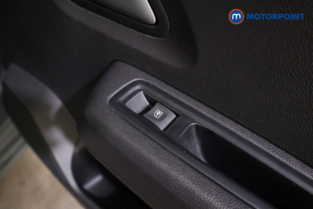 Dacia Sandero Expression Manual Petrol Hatchback - Stock Number (1619031) - 18th supplementary image