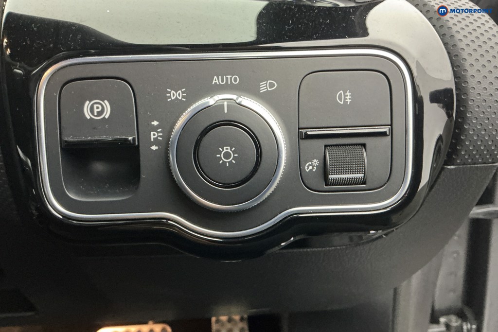 Mercedes-Benz A Class Amg Line Automatic Petrol Plug-In Hybrid Hatchback - Stock Number (1619067) - 24th supplementary image