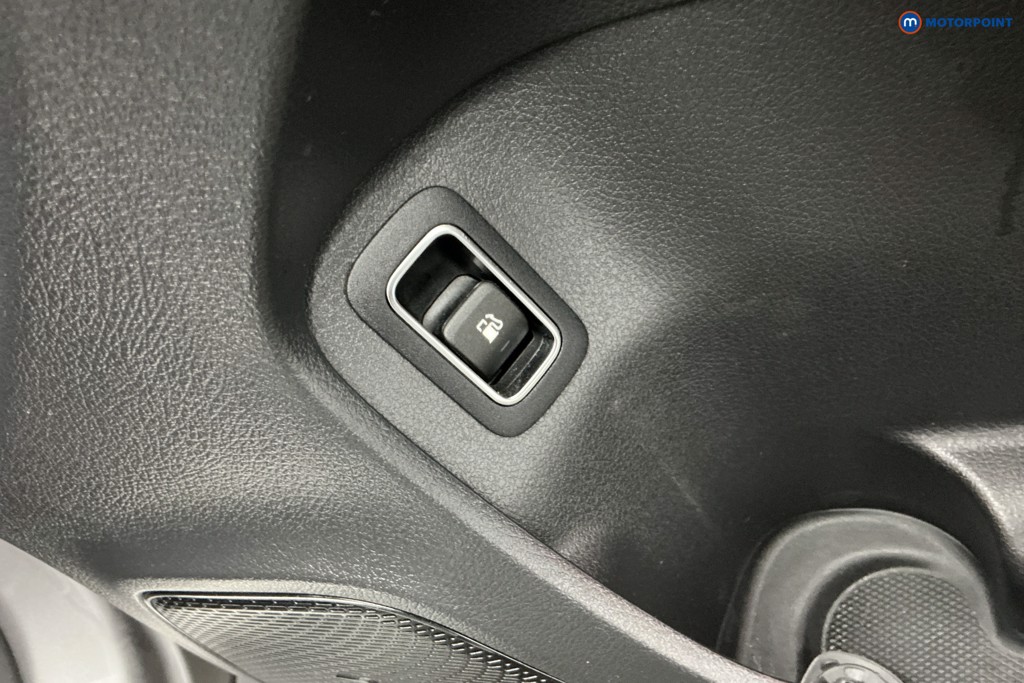 Mercedes-Benz A Class Amg Line Automatic Petrol Plug-In Hybrid Hatchback - Stock Number (1619067) - 27th supplementary image