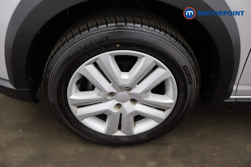 Dacia Sandero Stepway Expression Manual Petrol Hatchback - Stock Number (1619080) - 20th supplementary image