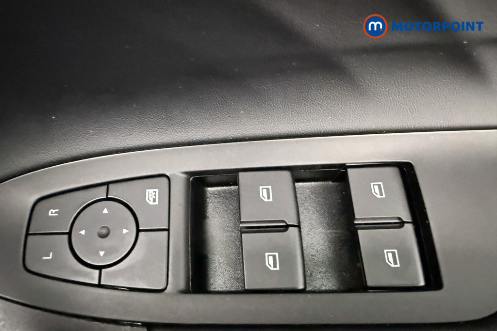 Mg Motor Uk HS SE Automatic Petrol-Electric Hybrid SUV - Stock Number (1619217) - 19th supplementary image