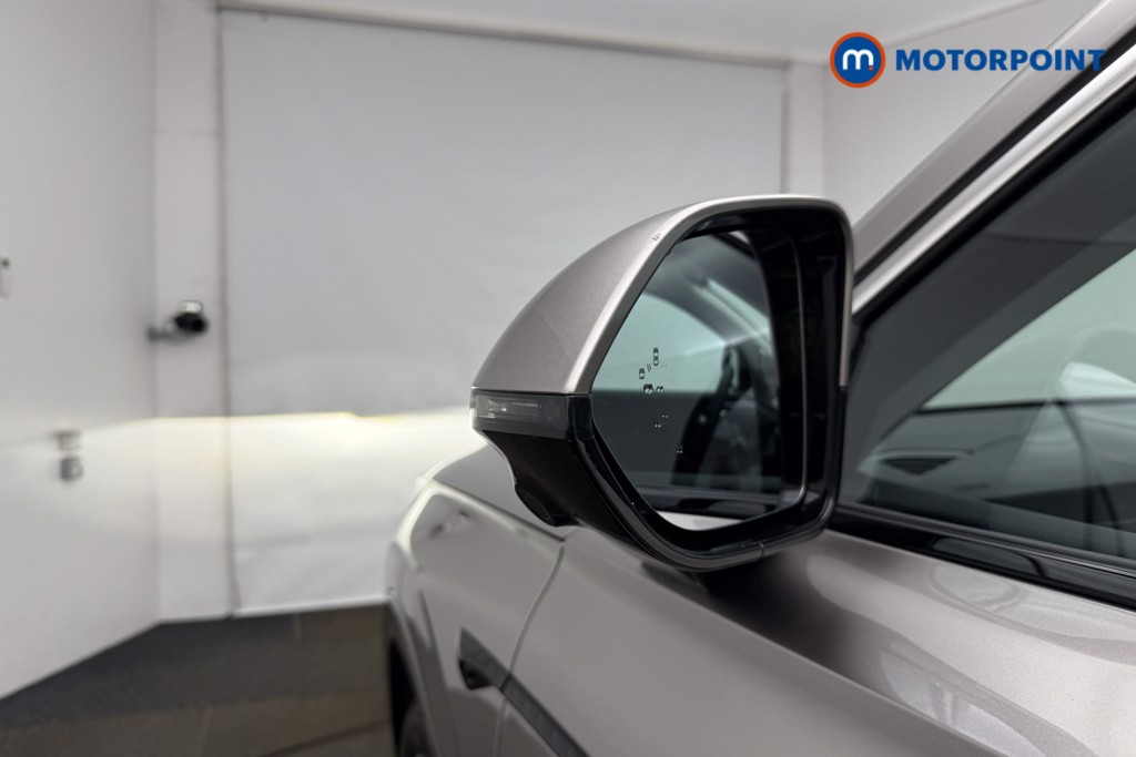 Mg Motor Uk HS SE Automatic Petrol-Electric Hybrid SUV - Stock Number (1619217) - 30th supplementary image