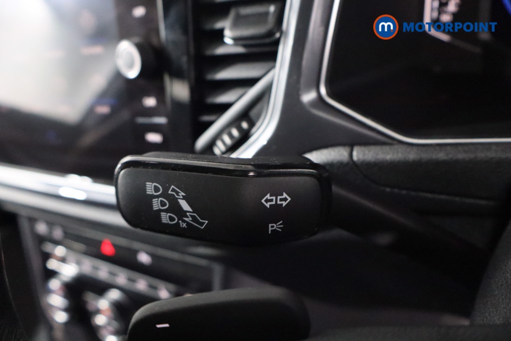 Volkswagen T-Roc R-Line Automatic Petrol SUV - Stock Number (1619603) - 14th supplementary image