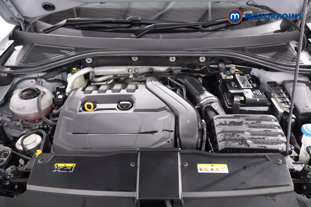 Volkswagen T-Roc R-Line Automatic Petrol SUV - Stock Number (1619603) - 39th supplementary image