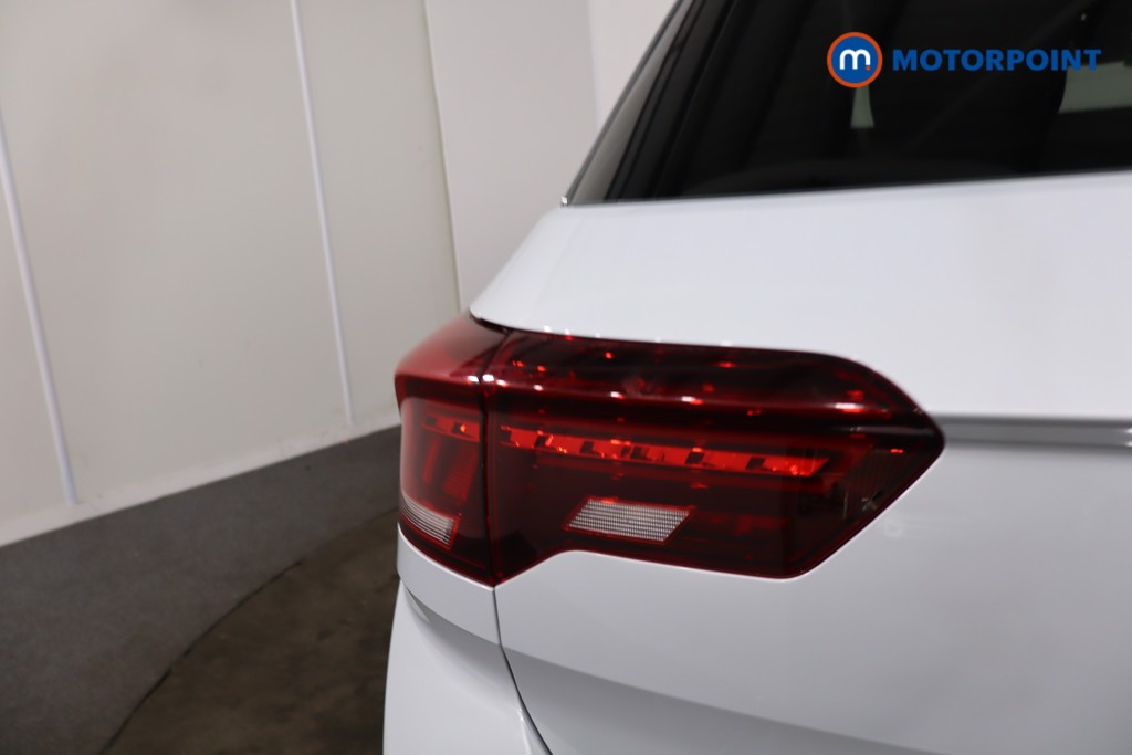 Volkswagen T-Roc R-Line Automatic Petrol SUV - Stock Number (1619603) - 43rd supplementary image