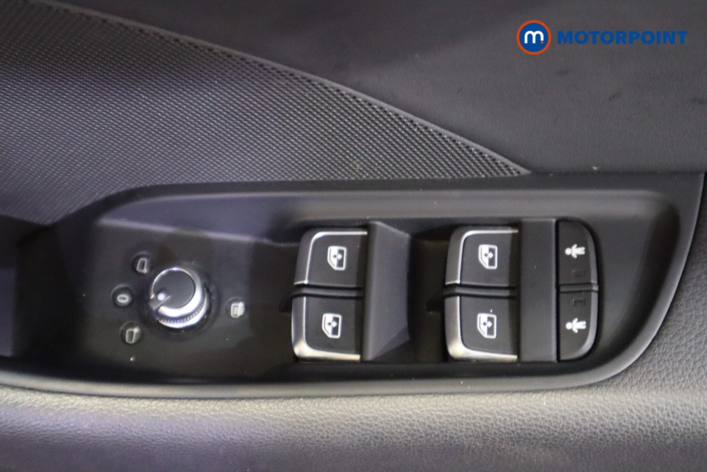 Audi A3 Black Edition Manual Petrol Saloon - Stock Number (1619771) - 15th supplementary image