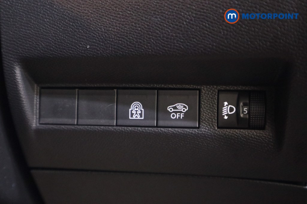 Peugeot 208 Allure Manual Petrol Hatchback - Stock Number (1619912) - 12th supplementary image