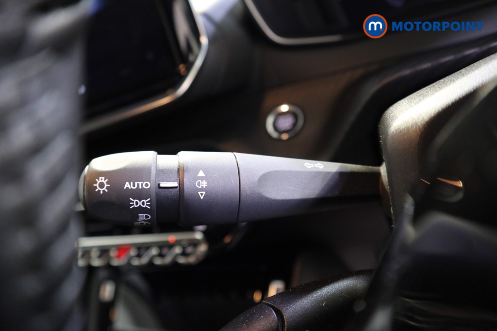 Peugeot 208 Allure Manual Petrol Hatchback - Stock Number (1619912) - 13th supplementary image
