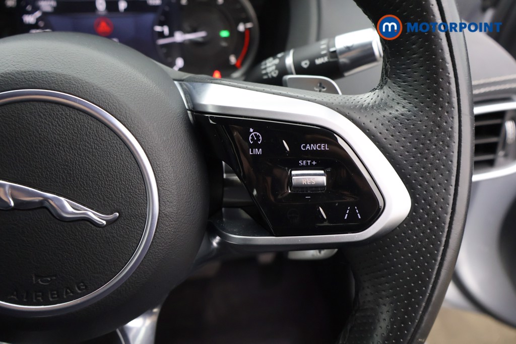 Jaguar XE R-Dynamic S Automatic Diesel Saloon - Stock Number (1620486) - 3rd supplementary image