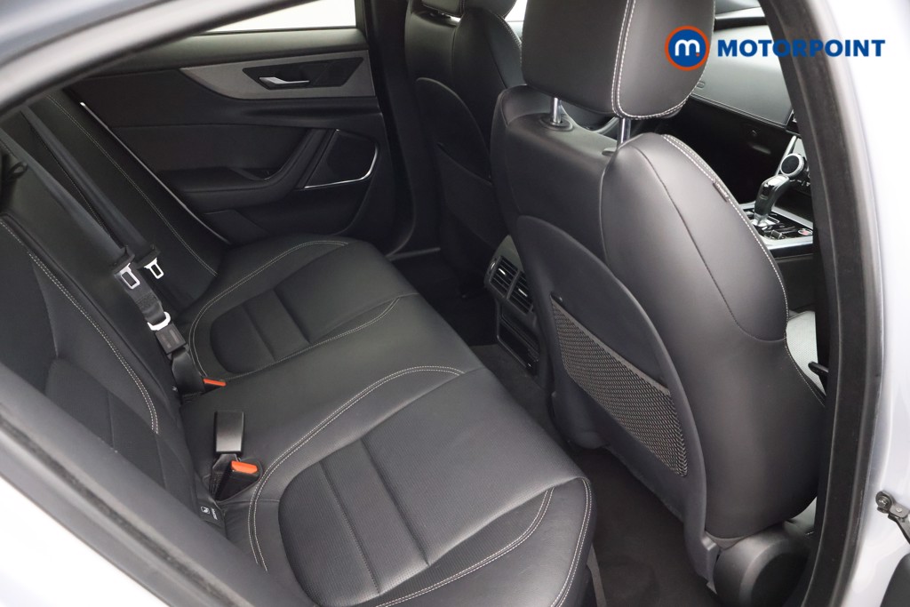 Jaguar XE R-Dynamic S Automatic Diesel Saloon - Stock Number (1620486) - 14th supplementary image