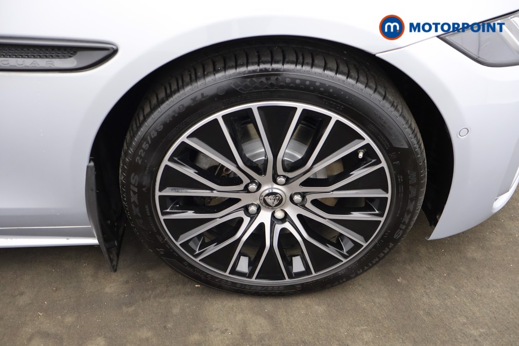 Jaguar XE R-Dynamic S Automatic Diesel Saloon - Stock Number (1620486) - 23rd supplementary image