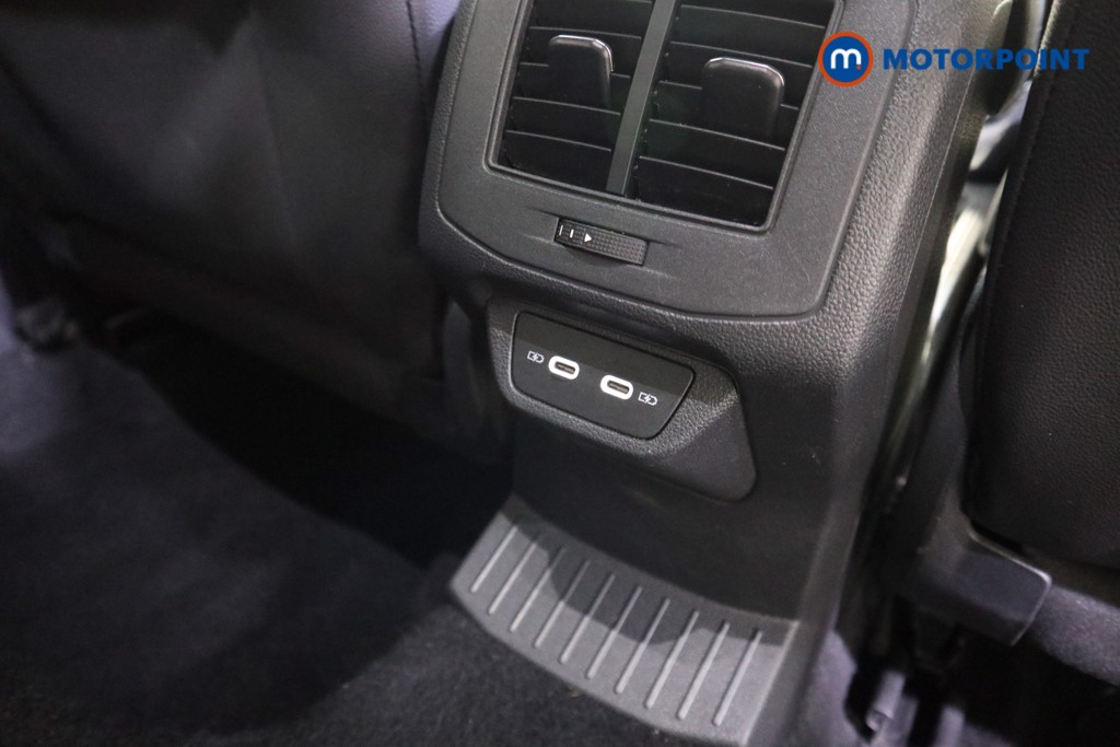 Volkswagen T-Roc R-Line Automatic Petrol SUV - Stock Number (1620509) - 21st supplementary image