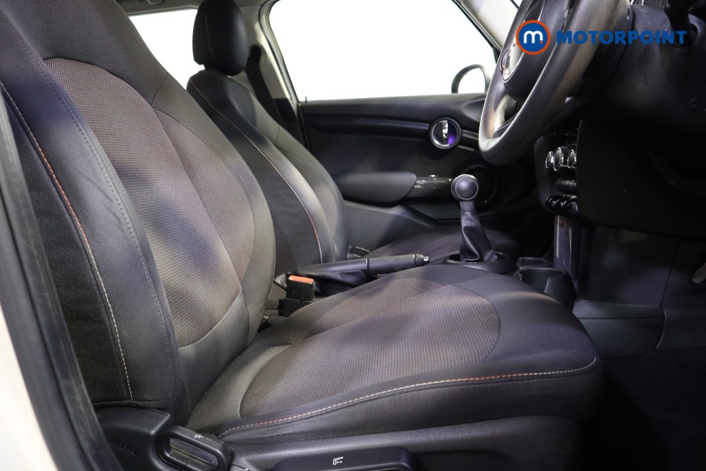 Mini Hatchback Cooper Classic Manual Petrol Hatchback - Stock Number (1620864) - 15th supplementary image