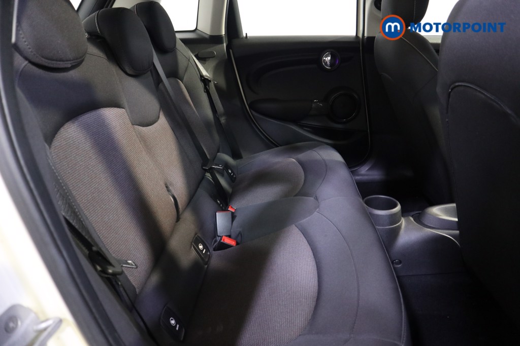 Mini Hatchback Cooper Classic Manual Petrol Hatchback - Stock Number (1620864) - 16th supplementary image