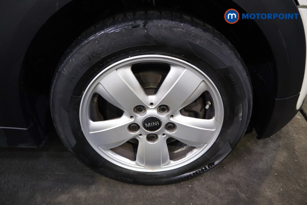 Mini Hatchback Cooper Classic Manual Petrol Hatchback - Stock Number (1620864) - 22nd supplementary image