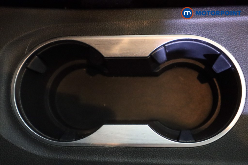 Renault Captur Iconic Manual Petrol SUV - Stock Number (1620942) - 25th supplementary image