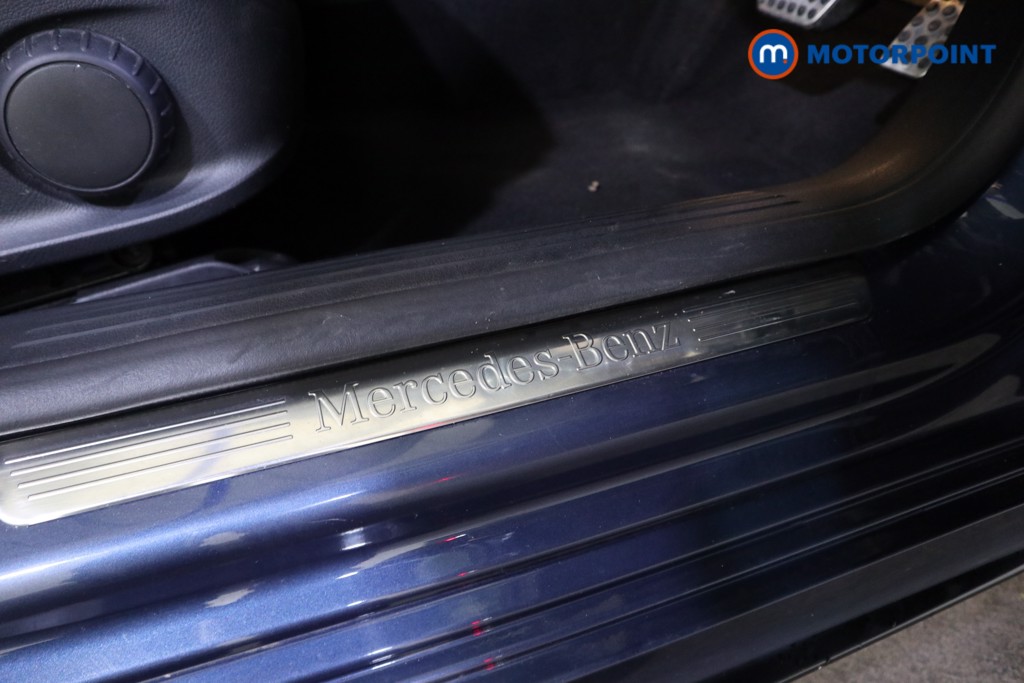 Mercedes-Benz A Class Amg Line Edition Automatic Petrol Plug-In Hybrid Saloon - Stock Number (1621152) - 16th supplementary image