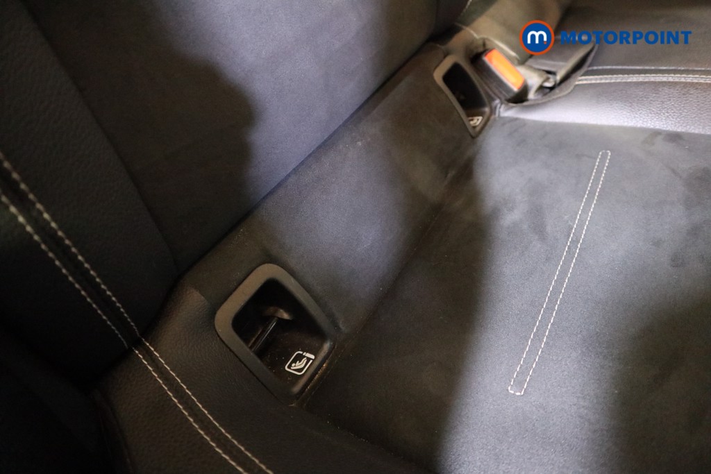 Mercedes-Benz A Class Amg Line Edition Automatic Petrol Plug-In Hybrid Saloon - Stock Number (1621152) - 19th supplementary image