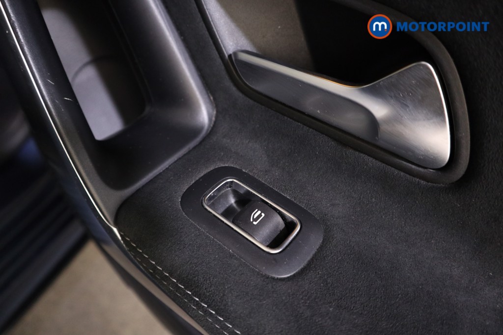 Mercedes-Benz A Class Amg Line Edition Automatic Petrol Plug-In Hybrid Saloon - Stock Number (1621152) - 20th supplementary image