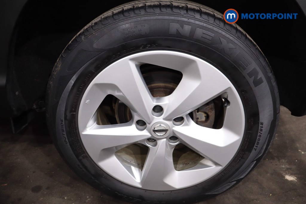 Nissan Qashqai Acenta Premium Manual Petrol SUV - Stock Number (1621218) - 12th supplementary image