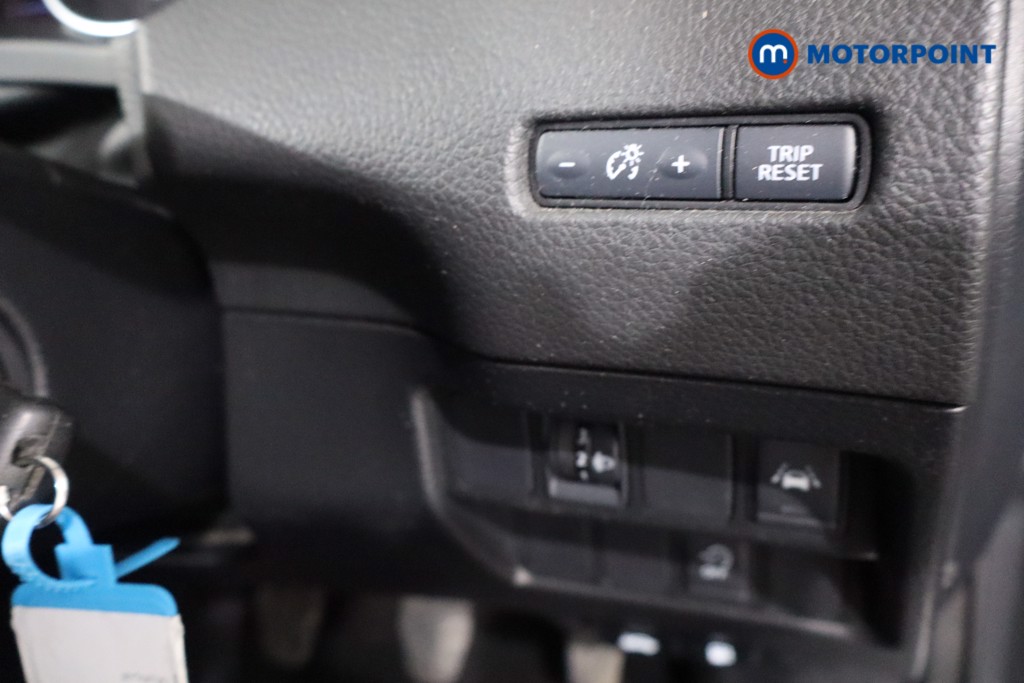 Nissan Qashqai Acenta Premium Manual Petrol SUV - Stock Number (1621218) - 17th supplementary image