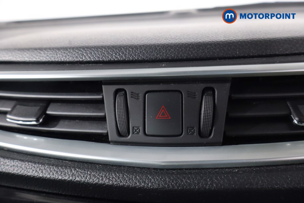Nissan Qashqai Acenta Premium Manual Petrol SUV - Stock Number (1621218) - 18th supplementary image