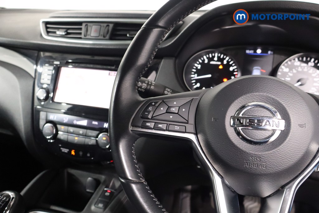Nissan Qashqai Acenta Premium Manual Petrol SUV - Stock Number (1621218) - 22nd supplementary image