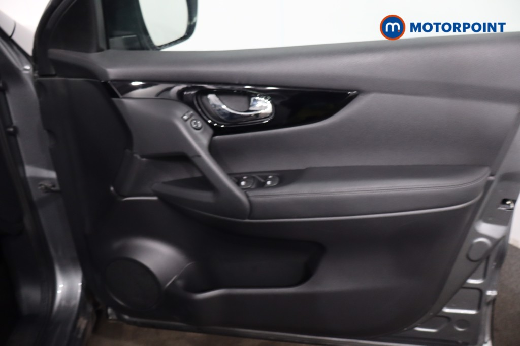 Nissan Qashqai Acenta Premium Manual Petrol SUV - Stock Number (1621218) - 24th supplementary image