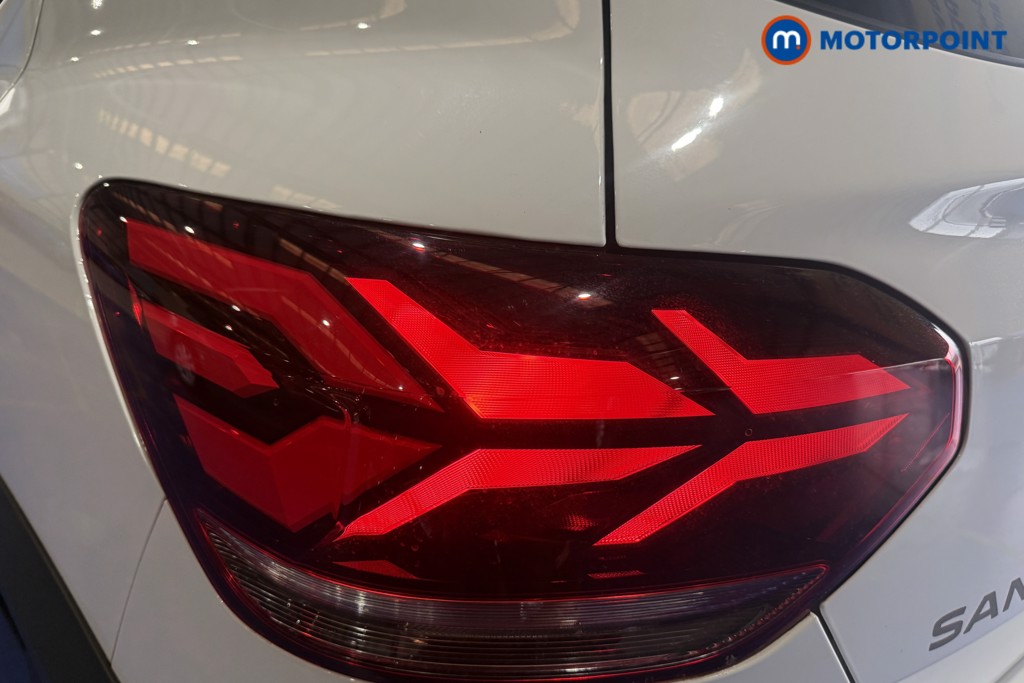 Dacia Sandero Stepway Extreme Manual Petrol Hatchback - Stock Number (1621258) - 14th supplementary image