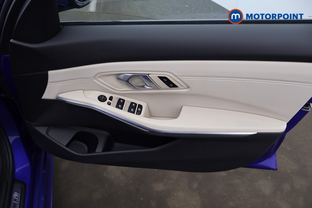 BMW 3 Series M Sport Automatic Petrol Saloon - Stock Number (1621264) - 10th supplementary image