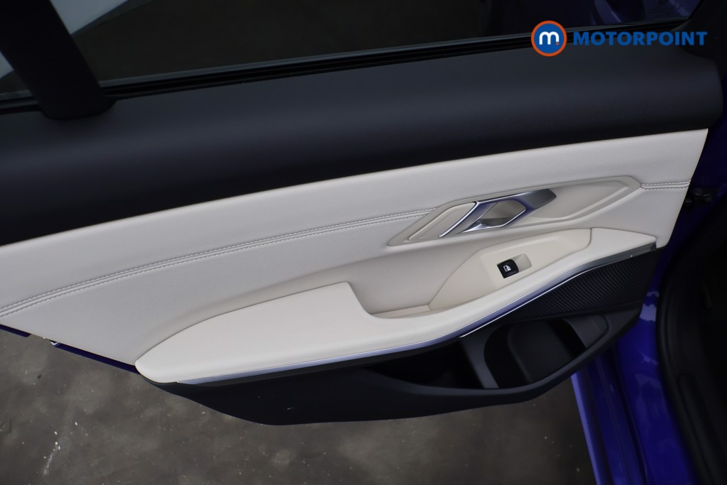 BMW 3 Series M Sport Automatic Petrol Saloon - Stock Number (1621264) - 16th supplementary image