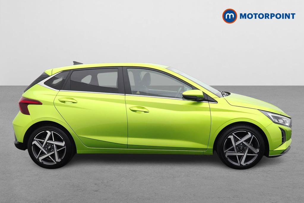 Hyundai I20 Premium Automatic Petrol Hatchback - Stock Number (1621297) - Drivers side