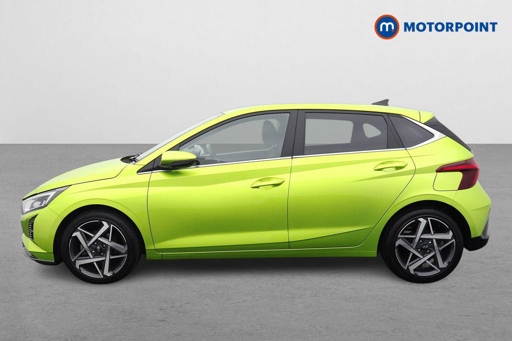 Hyundai I20 Premium Automatic Petrol Hatchback - Stock Number (1621297) - Passenger side