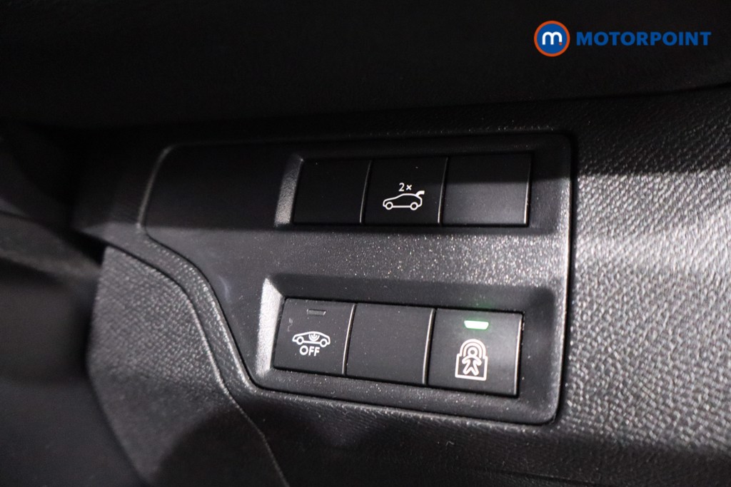 Peugeot 3008 Gt Line Manual Petrol SUV - Stock Number (1621374) - 18th supplementary image