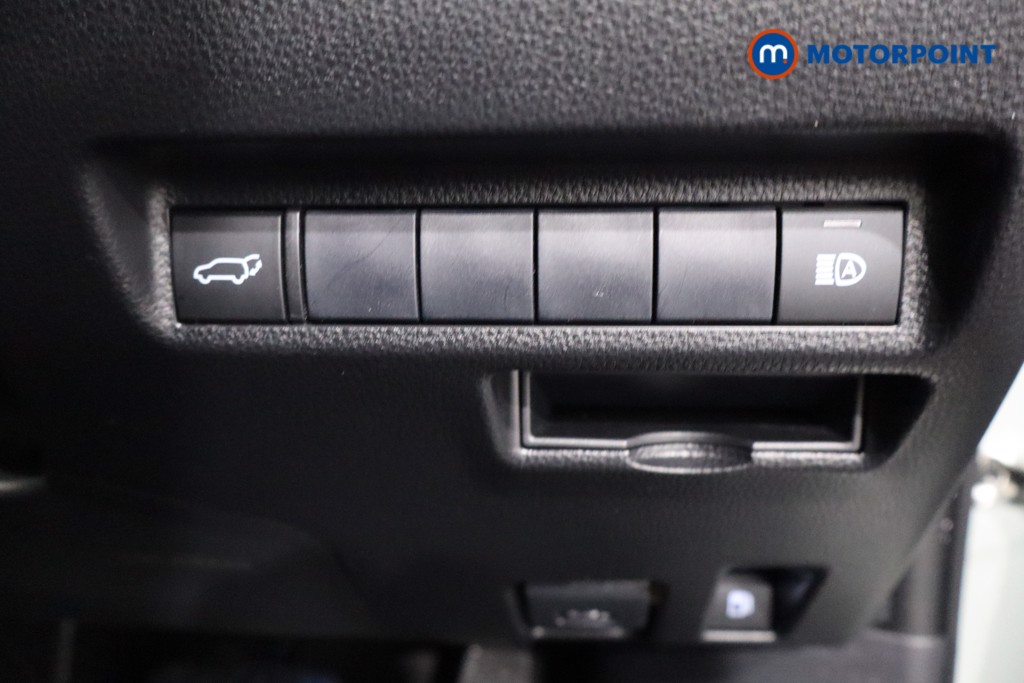 Toyota Rav4 Design Automatic Petrol-Electric Hybrid SUV - Stock Number (1621408) - 17th supplementary image